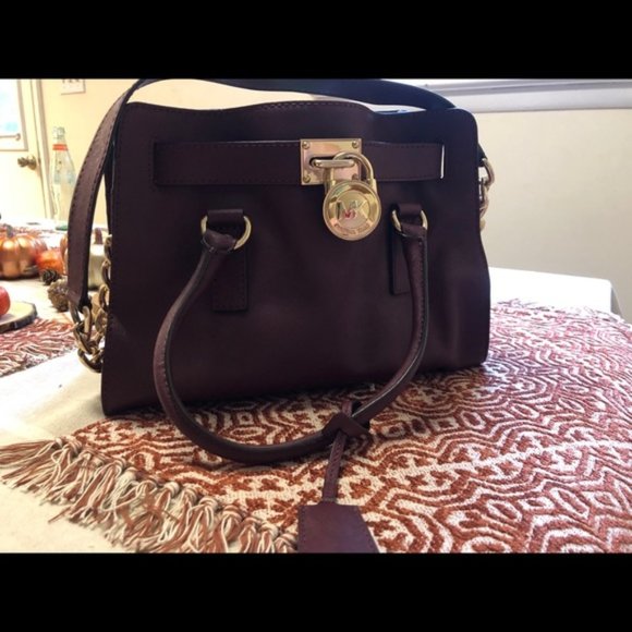 Michael Kors Handbags - Michael Kors Purse and Wallet